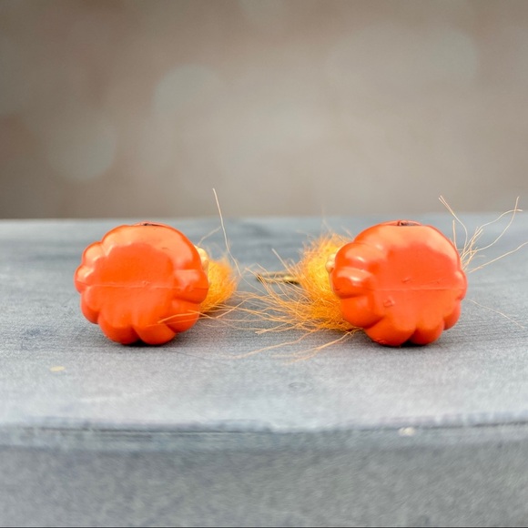 VINTAGE 🌸 90s Halloween Pumpkin Troll Doll Drop Earrings Russ Toys Trolls - Picture 3 of 4